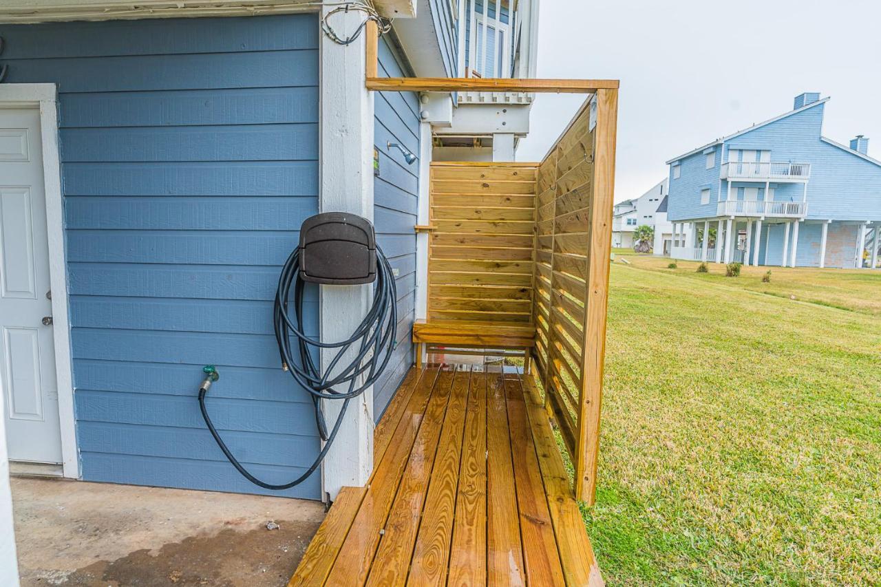 Hot Tub - Ocean Views - Steps To Private Beach - Quiet Location Galveston Exterior photo