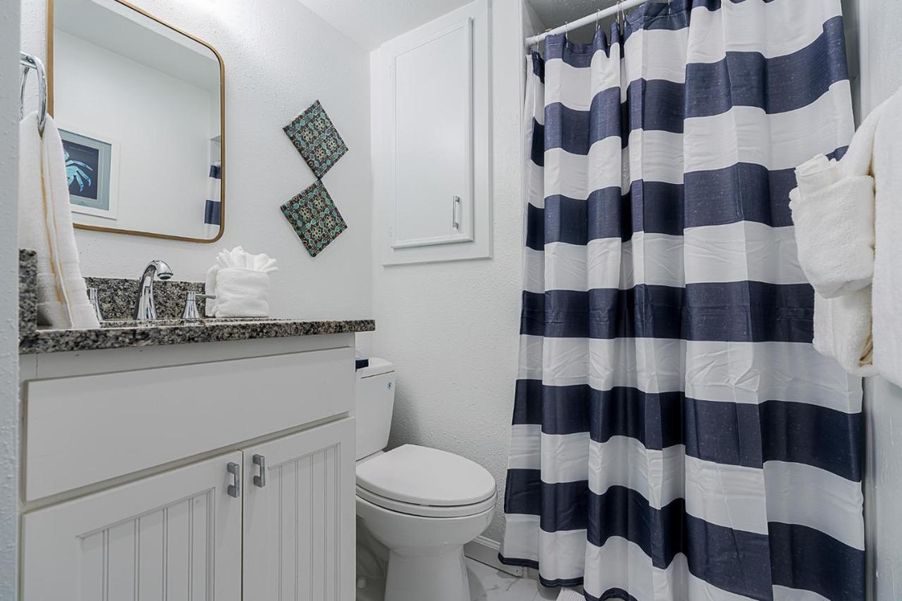 Hot Tub - Ocean Views - Steps To Private Beach - Quiet Location Galveston Exterior photo